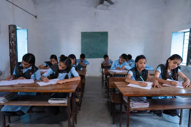 छत्तीसगढ़ी को अलग विषय बनाने की फिर कवायद, SCERT में हुई बैठक; शासन की मंजूरी का इंतजार